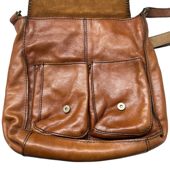 Patricia Nash Patchwork Armeno Leather Messenger Crossbody. - Picture 4 of 9